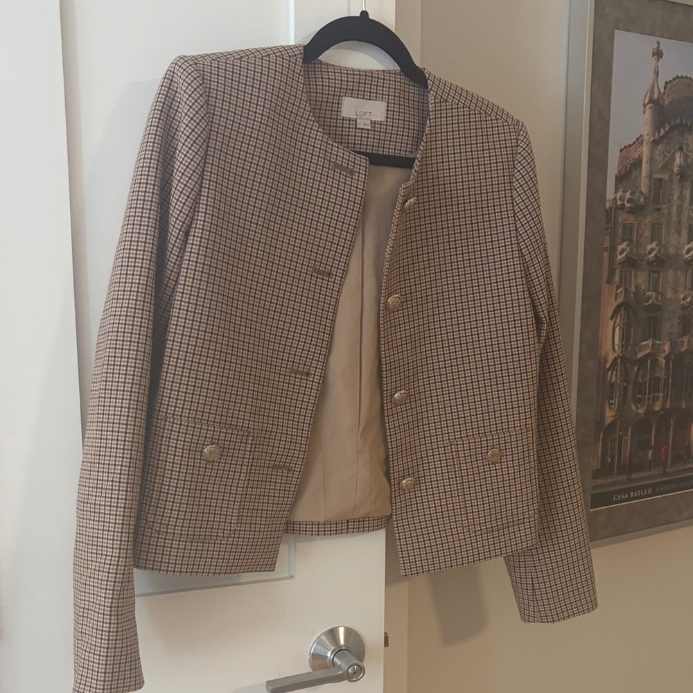 LOFT Women's Brown and Cream Checked Blazer size XS
